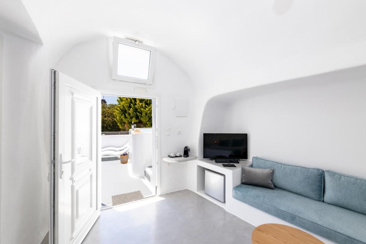 Evas House Hotel Fira  Exterior photo