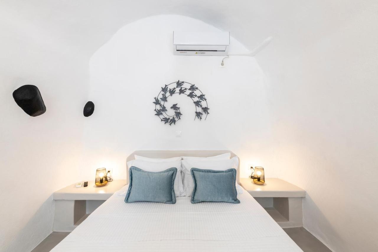 Evas House Hotel Fira  Exterior photo